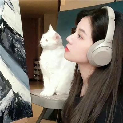 海边的白房子